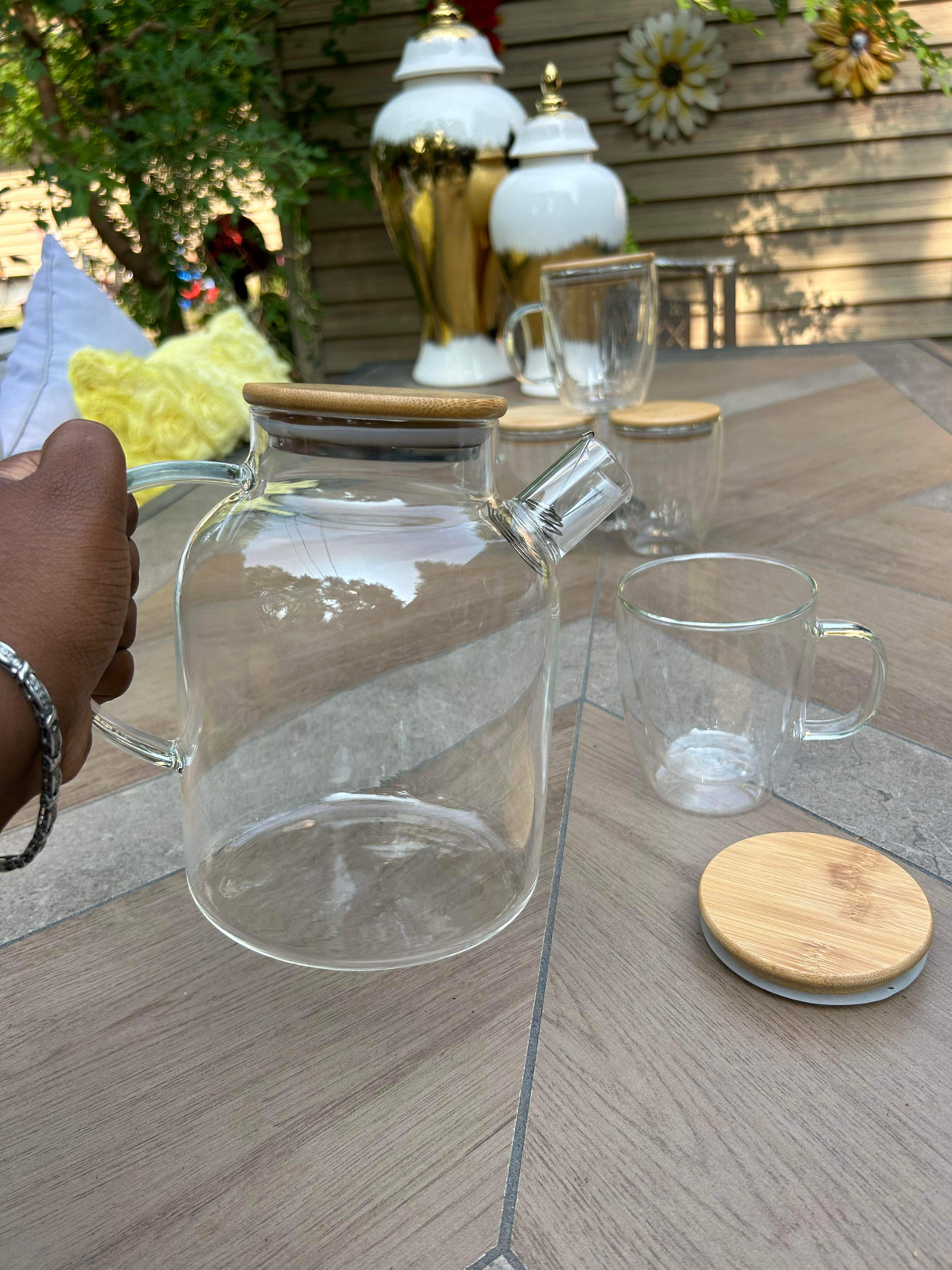 60oz. WHOLE LOTTA Glass Teapot With Lid and Strainer