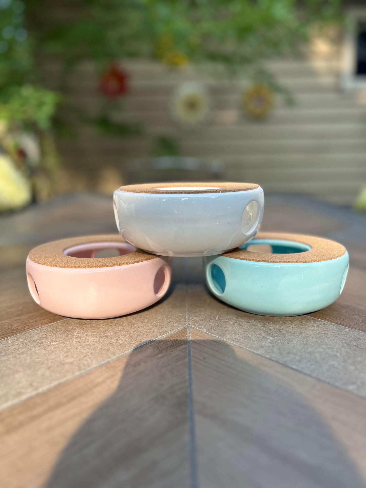 Warm & Cozy Ceramic Teapot Warmer, set of 1